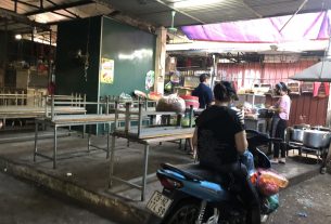 Tiểu thương tại chợ đầu mối thực phẩm Hà Nội kêu trời do ế ẩm